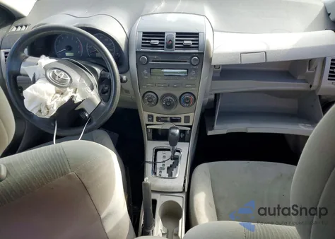 2011 Toyota Corolla Base z USA, uszkodzony, nr VIN 2T1BU4EE2BC745334